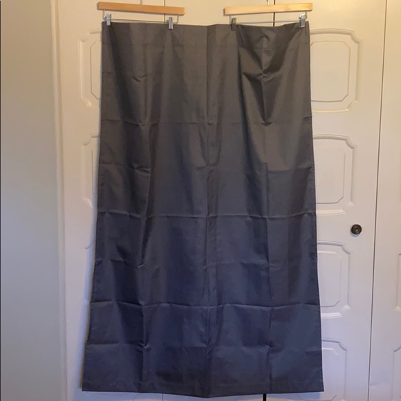 Single panel gray curtain/drape like new condition